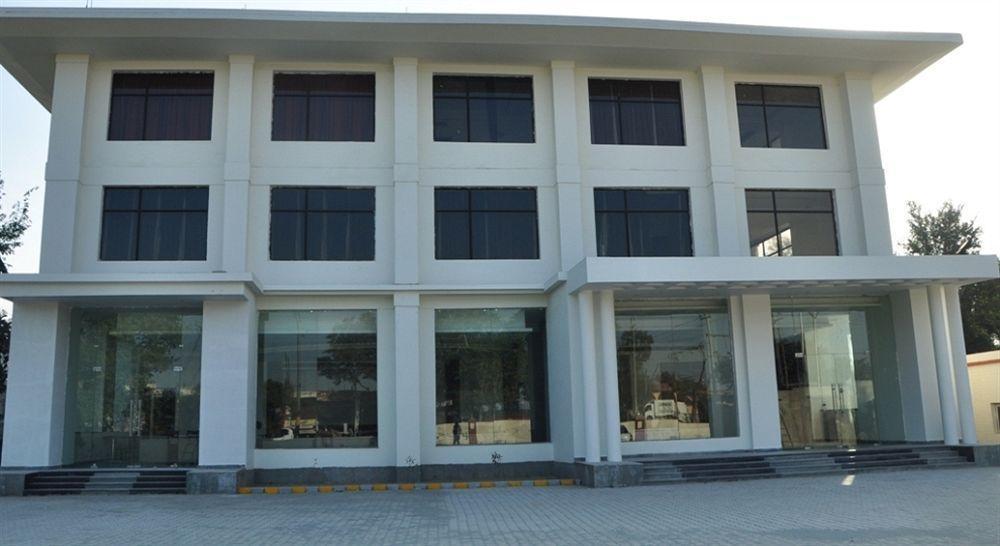 Madhu Resort Agra  Exterior foto