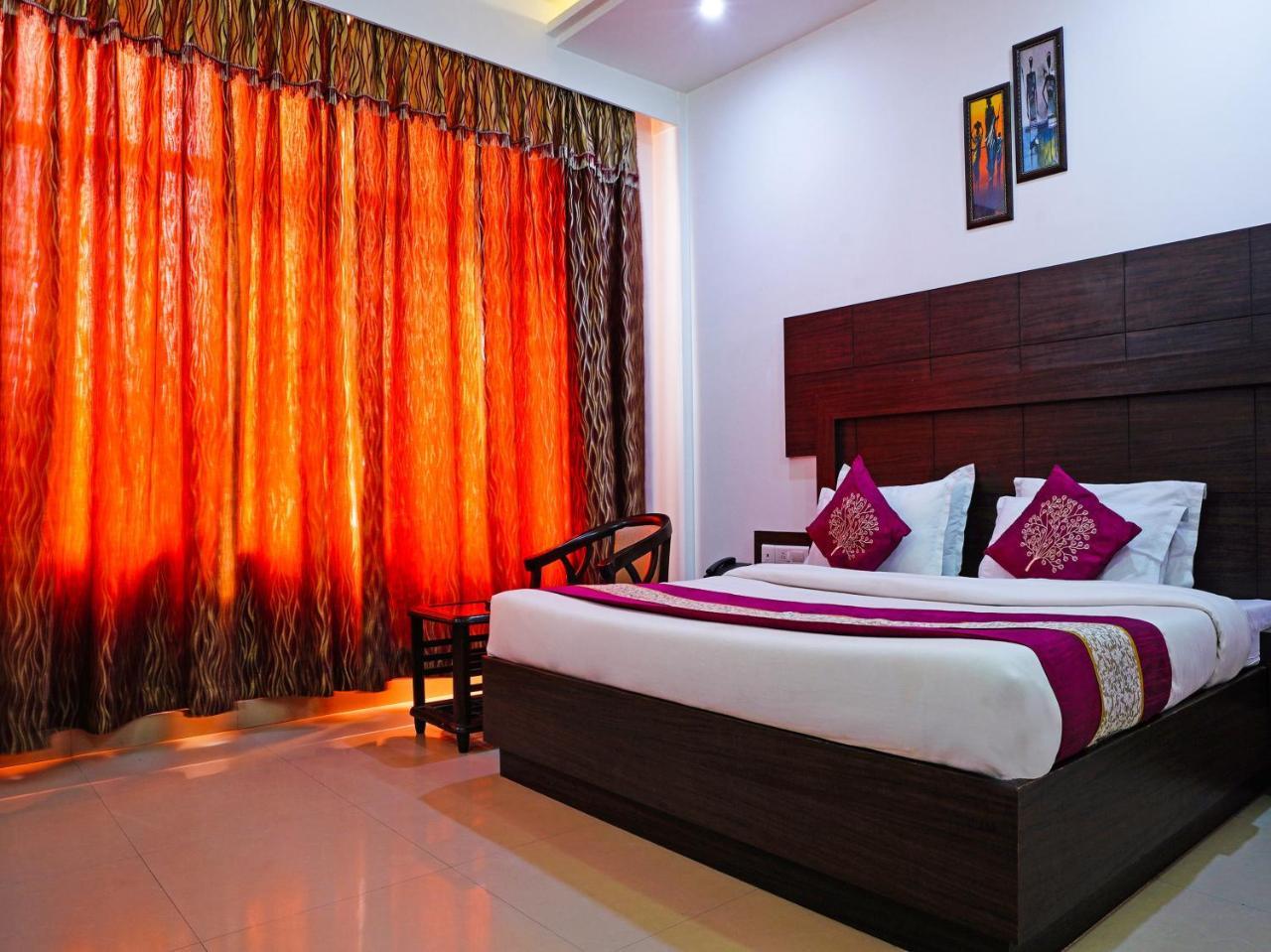Madhu Resort Agra  Exterior foto